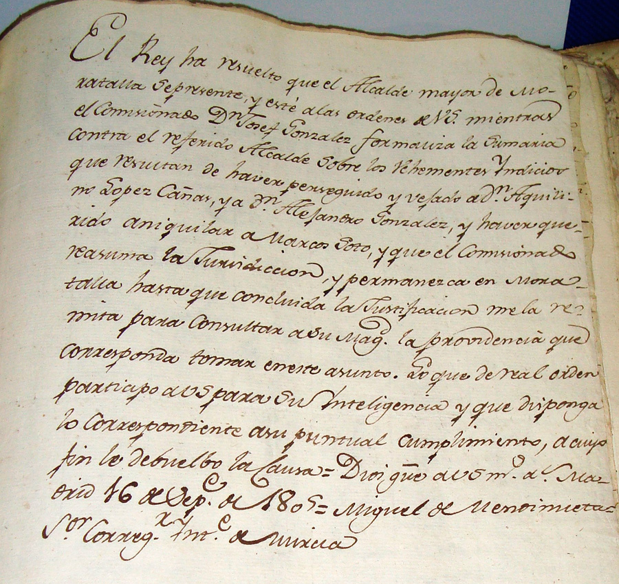Oficio de 1805 ordenando la suspensión del alcalde mayor